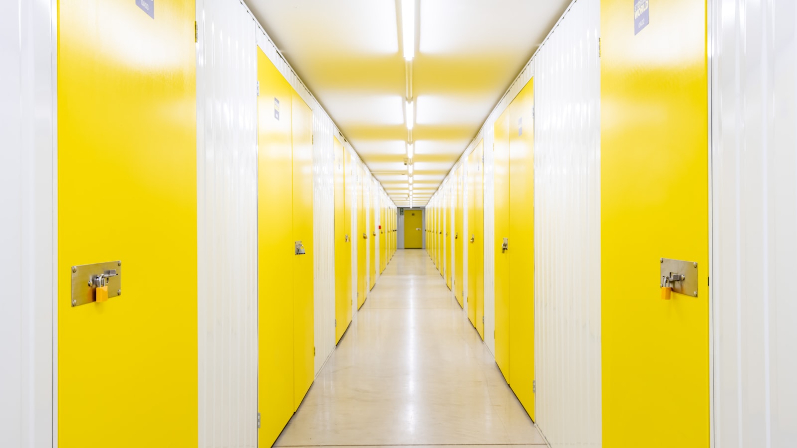 Self-stockage et garde-meuble : numéroter les box, baliser les allées, tenir dans le temps